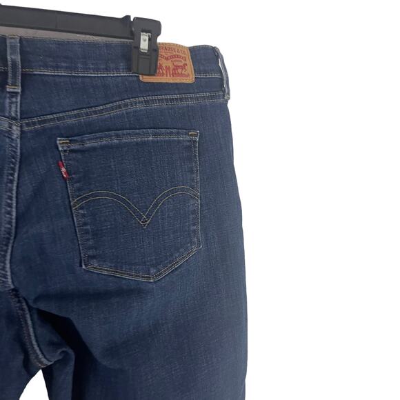 Levi's Classic Straight Plus Size 16 Dark Wash‎ Straight Jeans - Picture 6 of 13